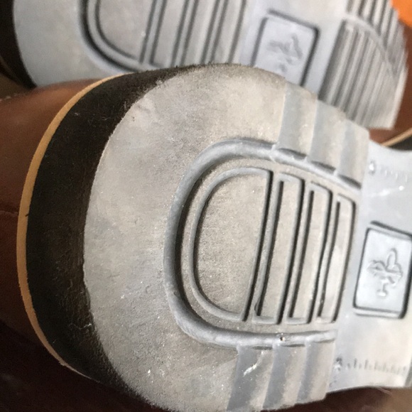 COLE HAAN TAN WINGTIP OXFORDS WITH BLUE FOOTBED - Picture 6 of 8